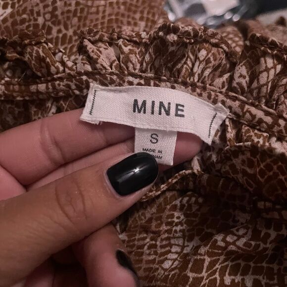 Boutique Small Snake Printed Spring Layered Dress Neutral - Picture 5 of 5